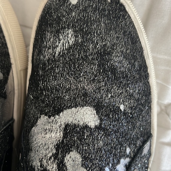 Fun pewter black slip on tennis shoes - Picture 2 of 4